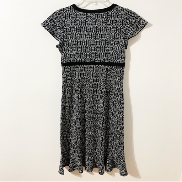 Ann Taylor LOFT Cap Sleeve Dress Ruffled Hem Empire Waistline Invisible Zipper - Picture 3 of 8